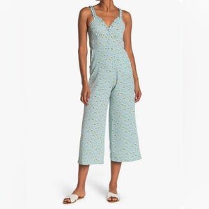 Topshop Blue Floral Wide Leg Jumpsuit (Size 6) - EUC
